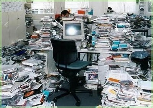 escritorio-desorganizado (1).jpg